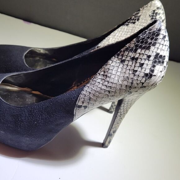 KARDASHIAN KOLLECTION HIGH HEEL SUEDE LEATHER PUMP SHOES - Picture 12 of 16